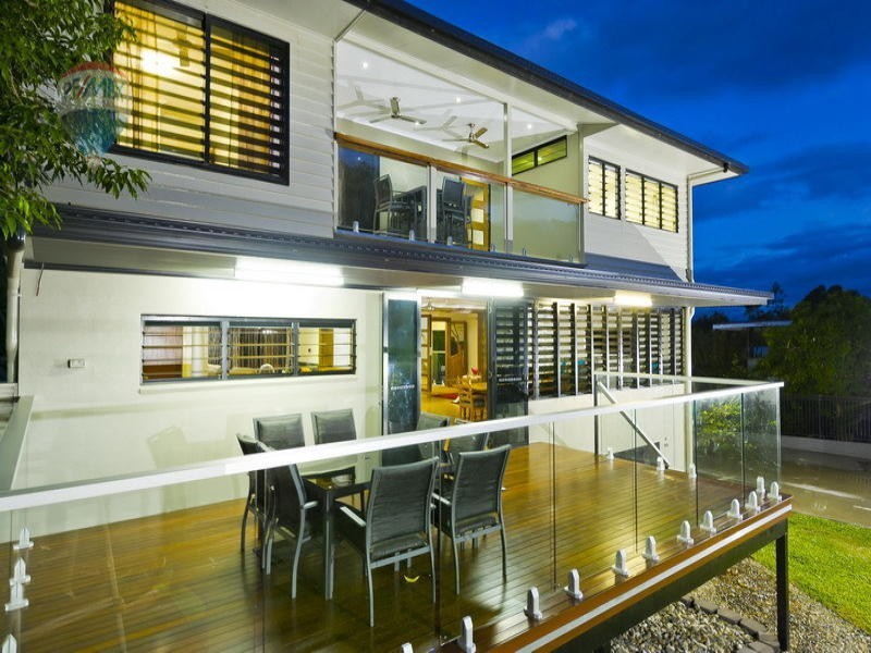23 Mullins Street, Whitfield QLD 4870