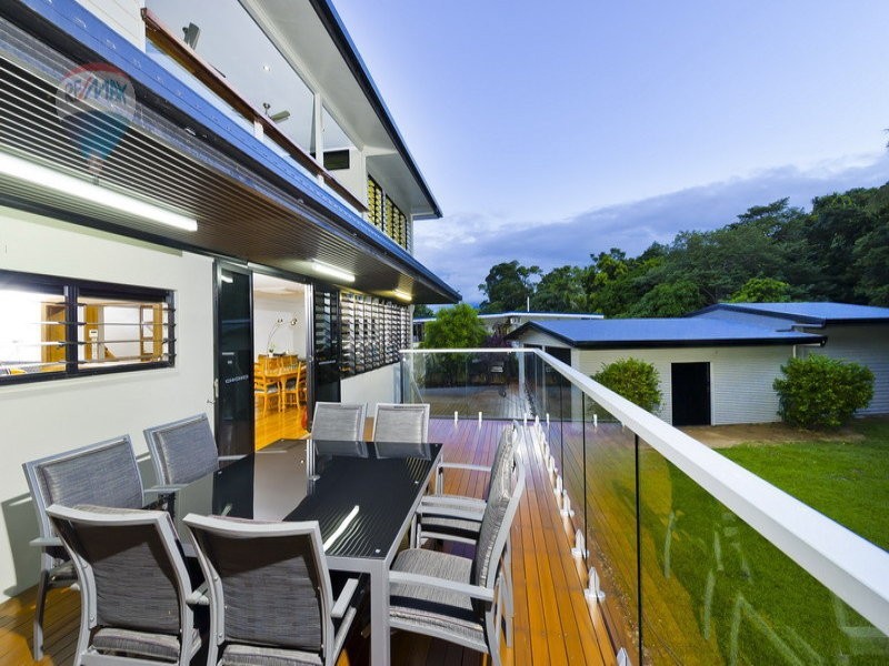 23 Mullins Street, Whitfield QLD 4870