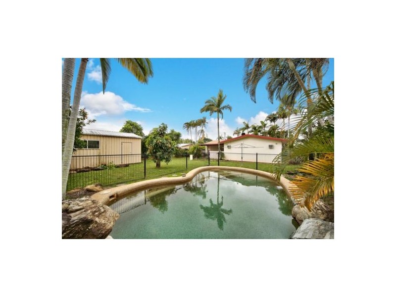 9 Lenora Close, Bayview Heights QLD 4868