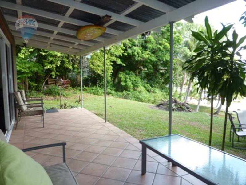 2405 Esplanade, East Trinity QLD 4871