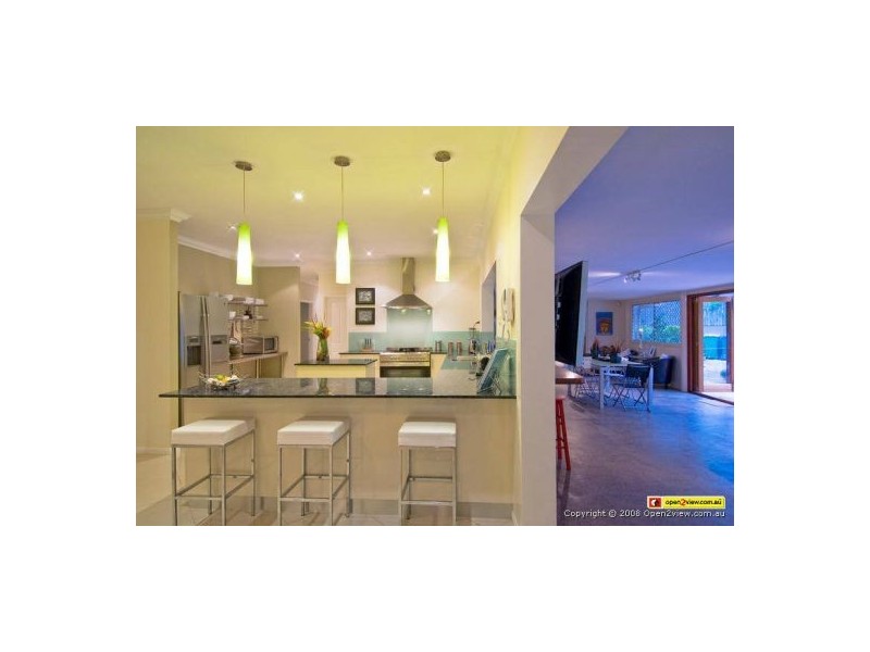 1 Satinash Close, Redlynch QLD 4870