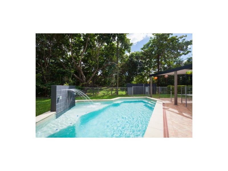 1 Satinash Close, Redlynch QLD 4870