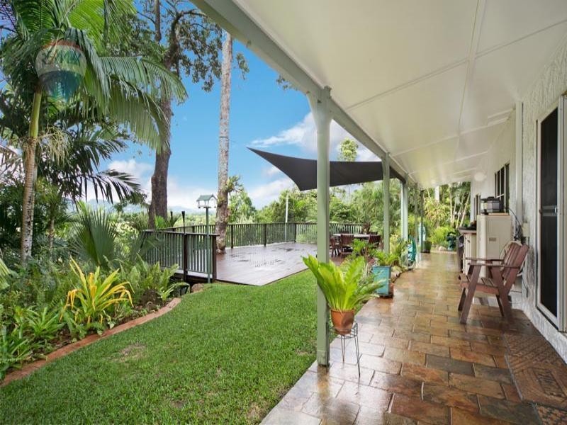 25 Barellan Close, Caravonica QLD 4878