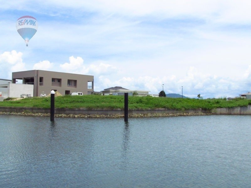 25/14 Ragamuffin Quay, Trinity Park QLD 4879