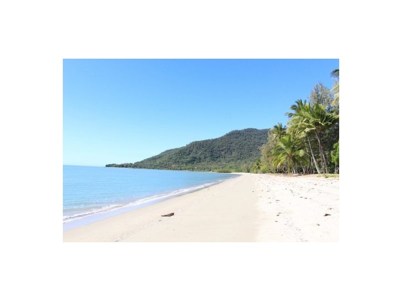 1 Curlew Street, East Trinity QLD 4871