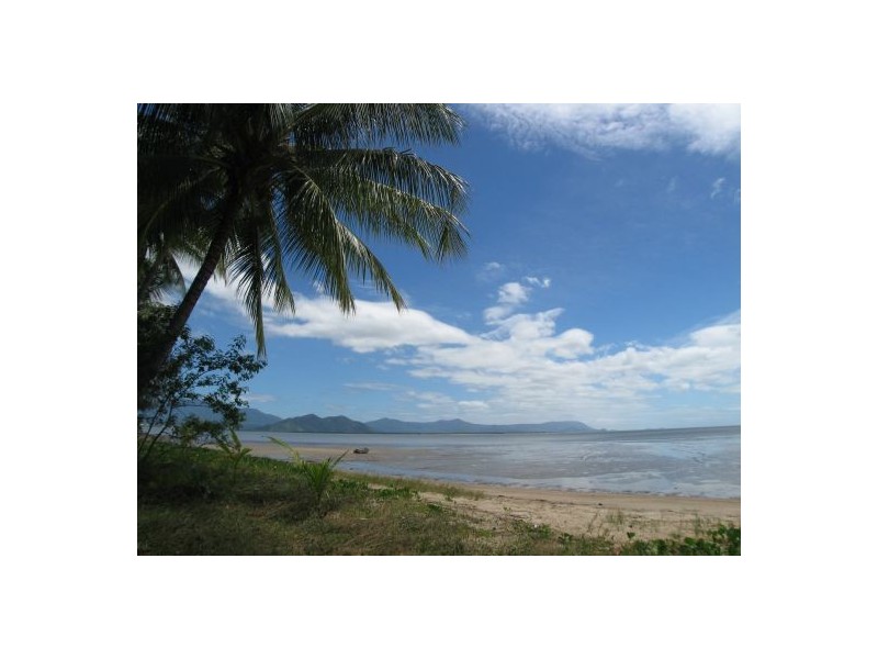 10 Sandpiper Street, East Trinity QLD 4871