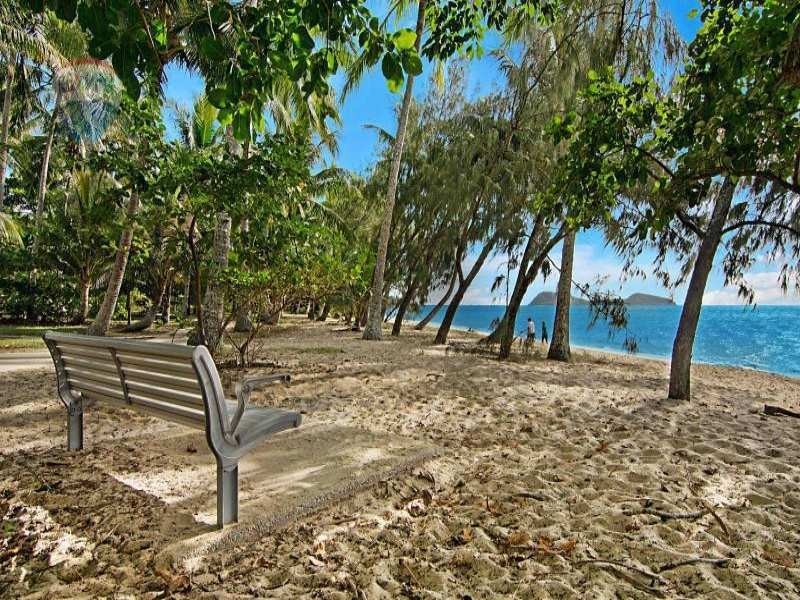 Clifton Beach QLD 4879