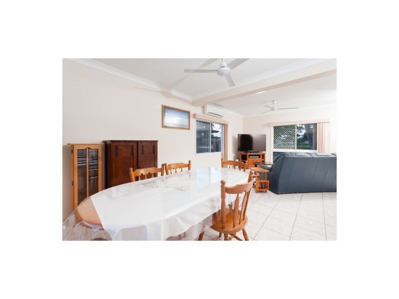 87 Moore Road, Kewarra Beach QLD 4879