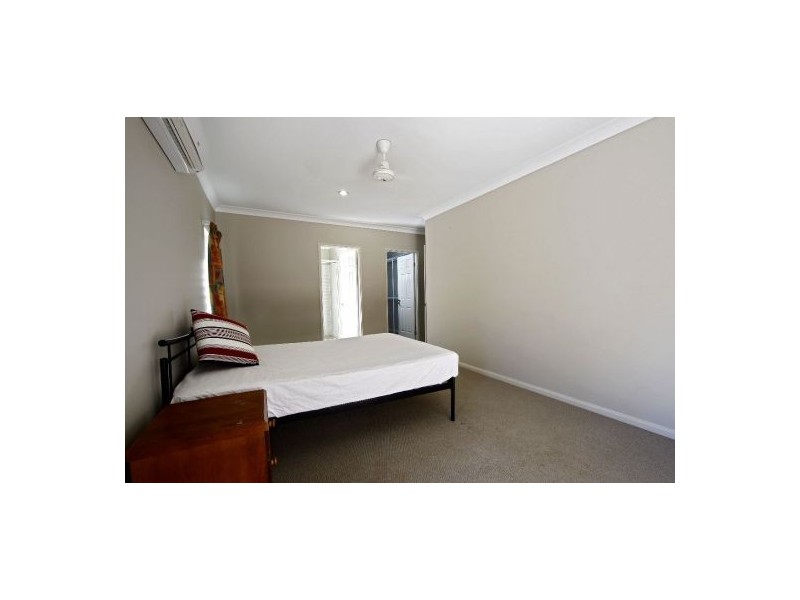 12 Bushlark Place, Smithfield QLD 4878