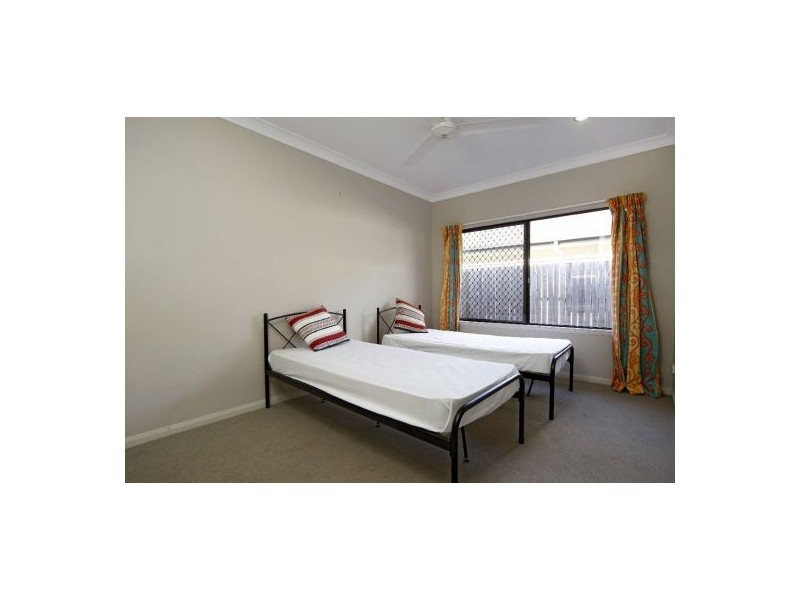 12 Bushlark Place, Smithfield QLD 4878