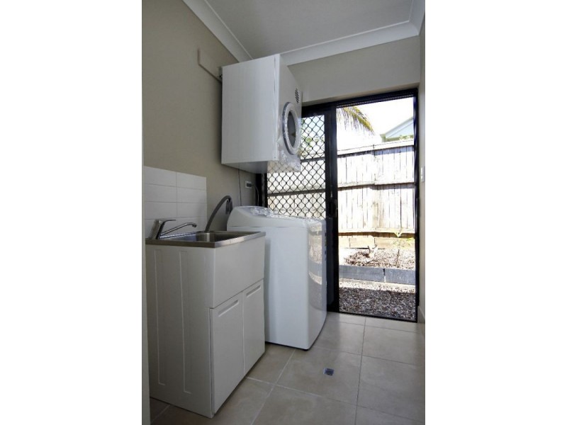 12 Bushlark Place, Smithfield QLD 4878