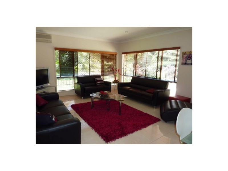 39 Chesterfield Close, Brinsmead QLD 4870