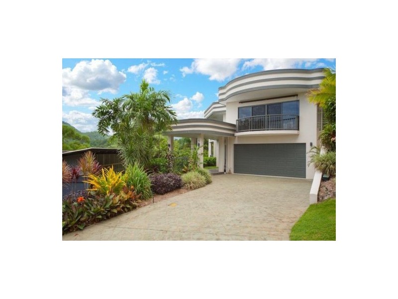 4 Knott Court, Whitfield QLD 4870