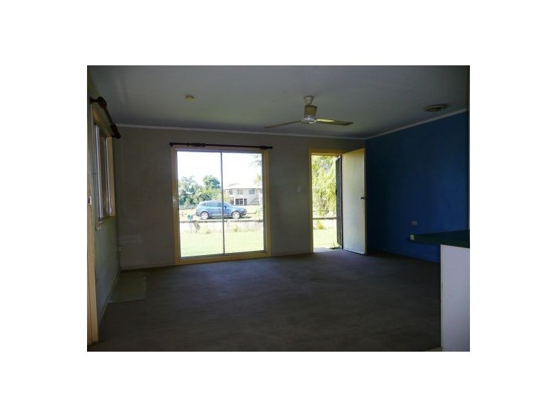 23 Cominos Place, Manunda QLD 4870