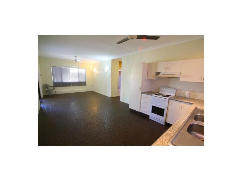 23 Douglas Street, Manunda QLD 4870