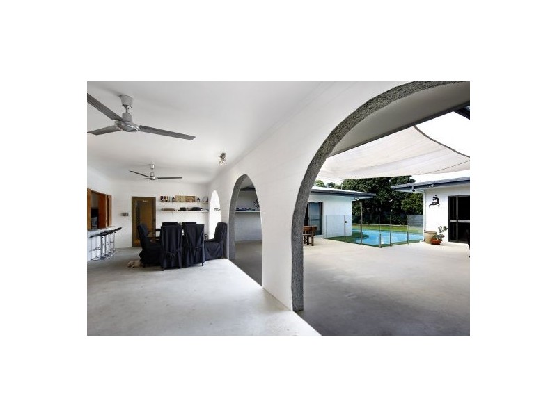 5 Marian Close, Smithfield QLD 4878