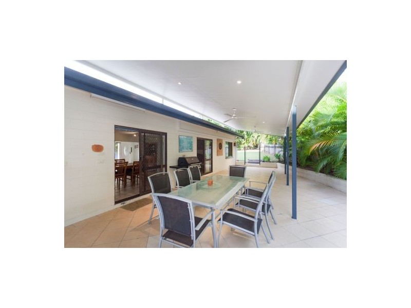 1 Matheson Drive, Brinsmead QLD 4870