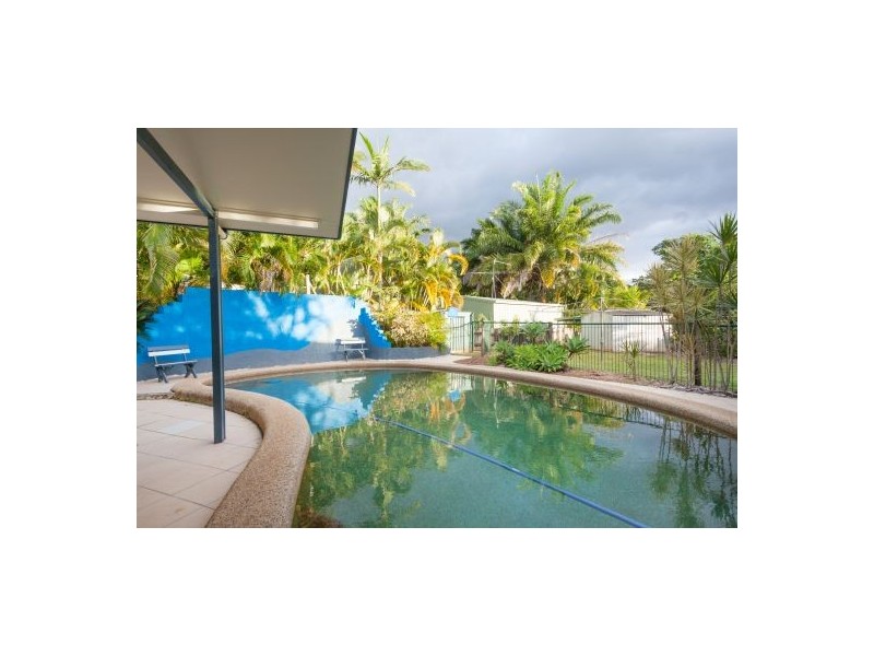 1 Matheson Drive, Brinsmead QLD 4870