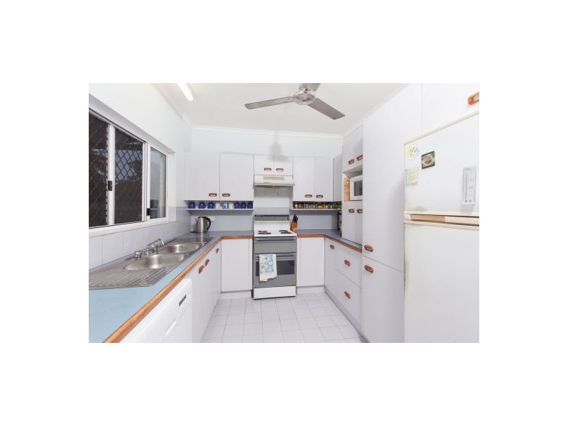 1 Matheson Drive, Brinsmead QLD 4870