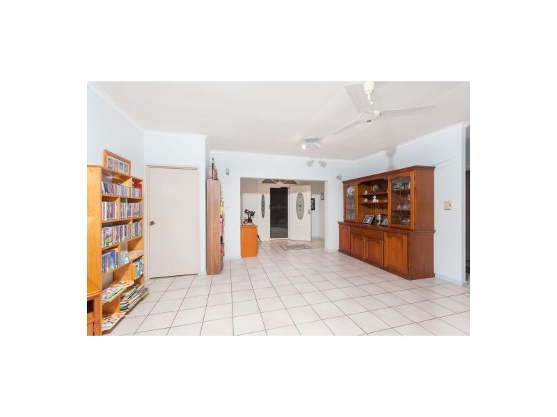 1 Matheson Drive, Brinsmead QLD 4870