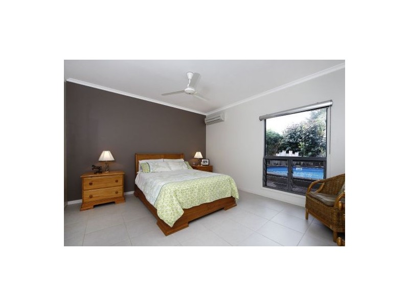 17 Cassava Street, Holloways Beach QLD 4878