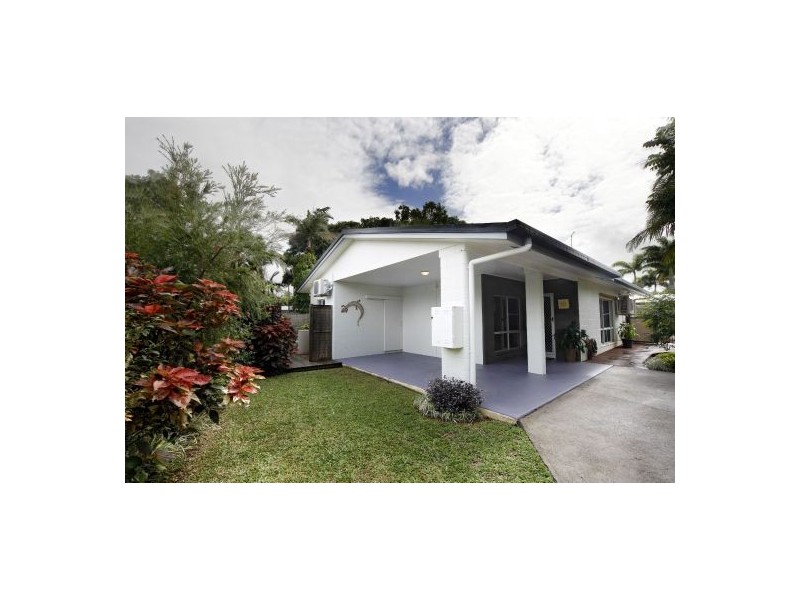 17 Cassava Street, Holloways Beach QLD 4878