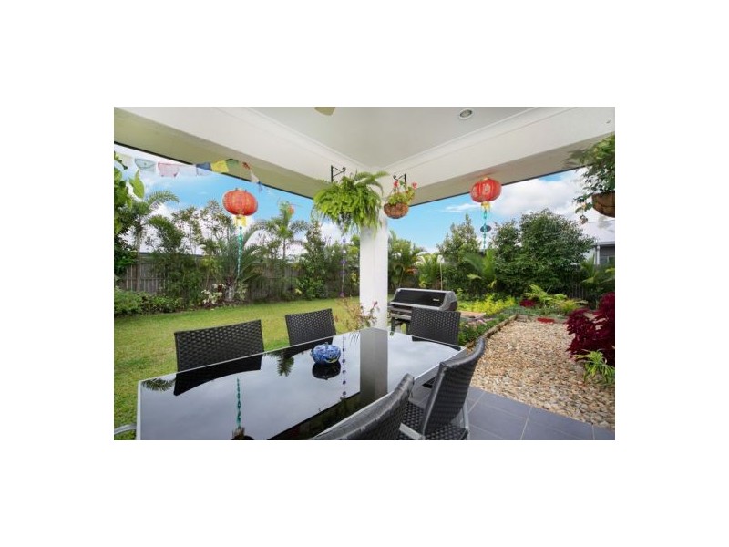 33 Fossilbrook Bend, Trinity Park QLD 4879