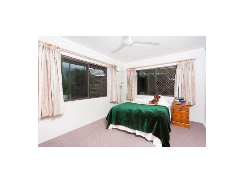 6-8 Dandaloo Street, Bayview Heights QLD 4868