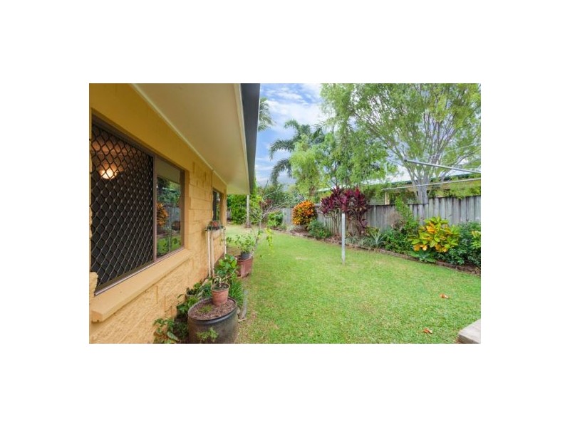 6-8 Dandaloo Street, Bayview Heights QLD 4868