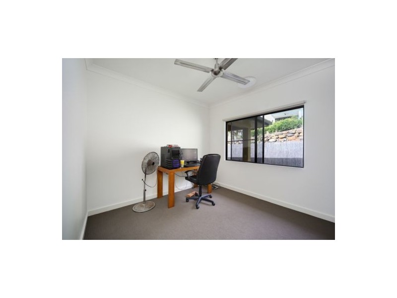 1/1 Savaii Close, Palm Cove QLD 4879