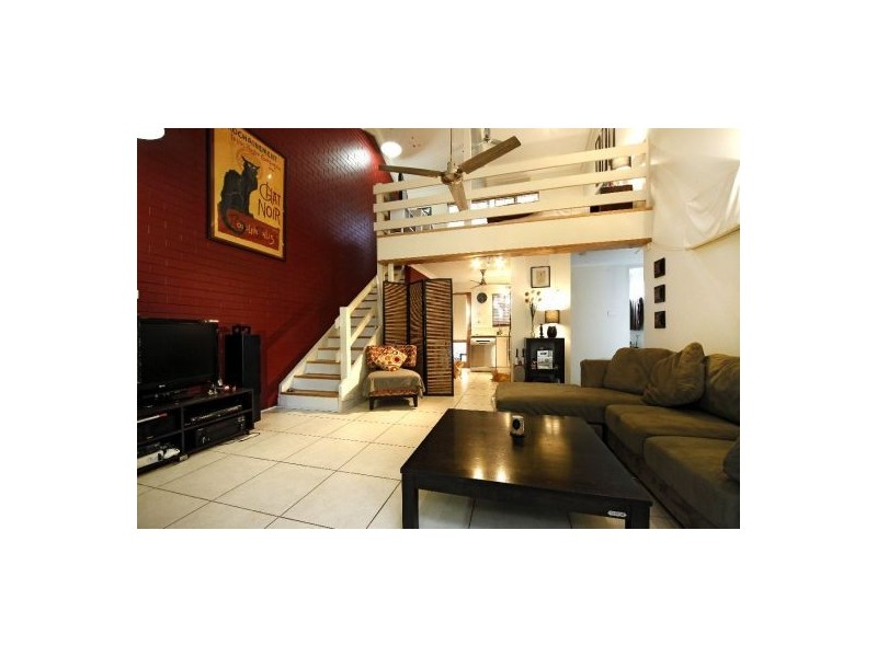 6/5 Crathern Close, Edge Hill QLD 4870