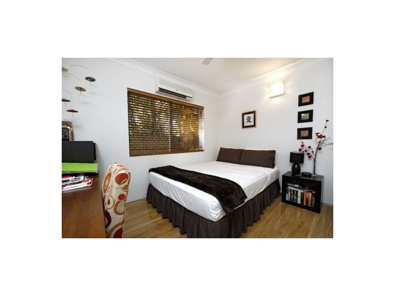 6/5 Crathern Close, Edge Hill QLD 4870