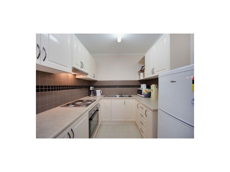 4/8 Grantala Street, Manoora QLD 4870
