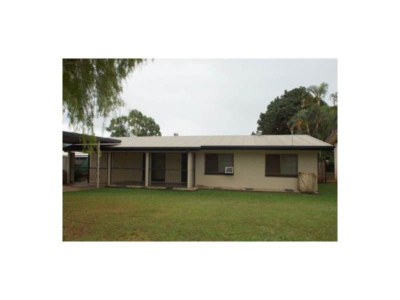 11 Makoo Close, White Rock QLD 4868