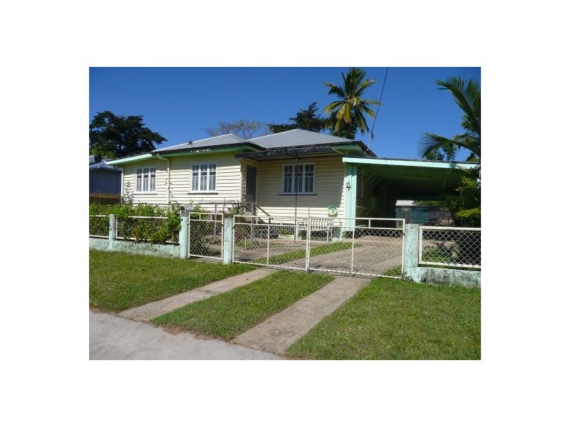 23 Dalton Street, Bungalow QLD 4870