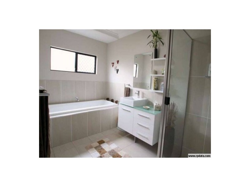 52 Dungarvan Close, Brinsmead QLD 4870