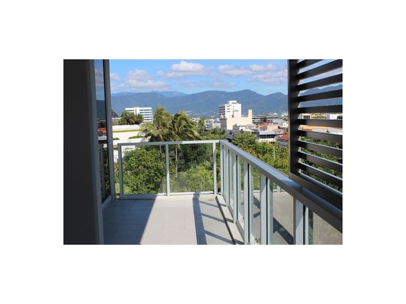 29 / 1 Marlin Parade, Cairns QLD 4870
