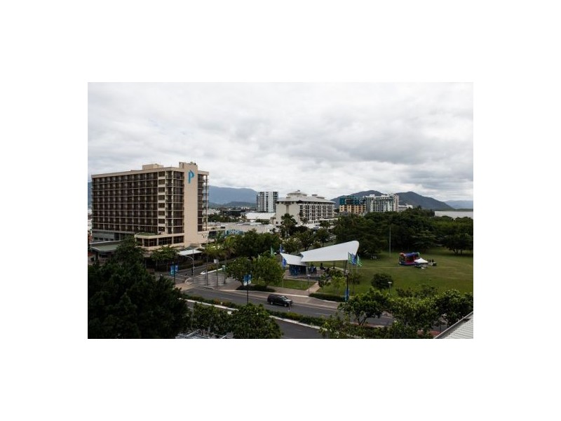 29 / 1 Marlin Parade, Cairns QLD 4870