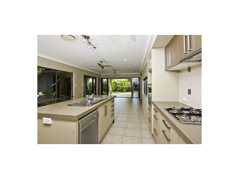 24 Selwyn Circuit, Trinity Park QLD 4879