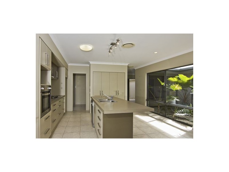 24 Selwyn Circuit, Trinity Park QLD 4879