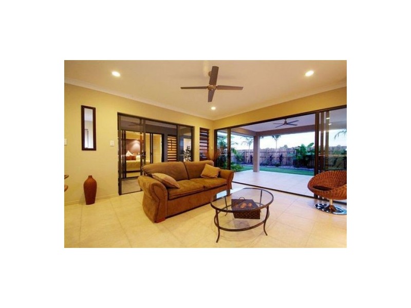 24 Selwyn Circuit, Trinity Park QLD 4879