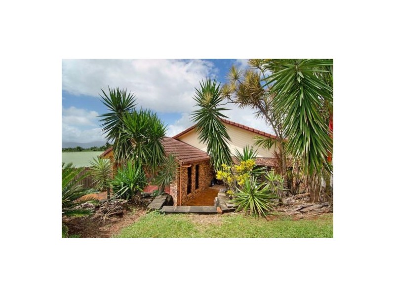 8 Ascendant Close, Bentley Park QLD 4869
