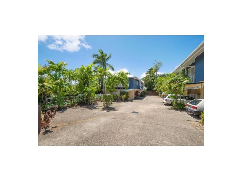 8/63 Wattle Street, Yorkeys Knob QLD 4878