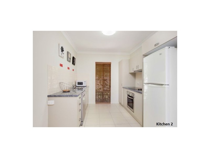 34 Altona Street, Bentley Park QLD 4869