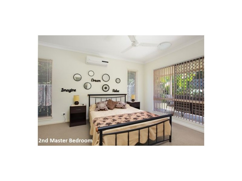 34 Altona Street, Bentley Park QLD 4869