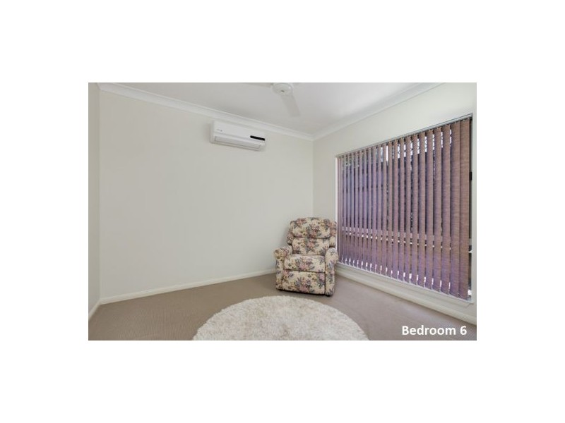 34 Altona Street, Bentley Park QLD 4869