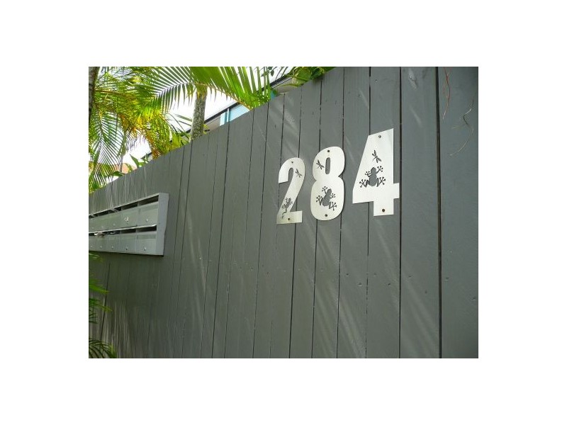 10/284 Lake Street, Cairns North QLD 4870