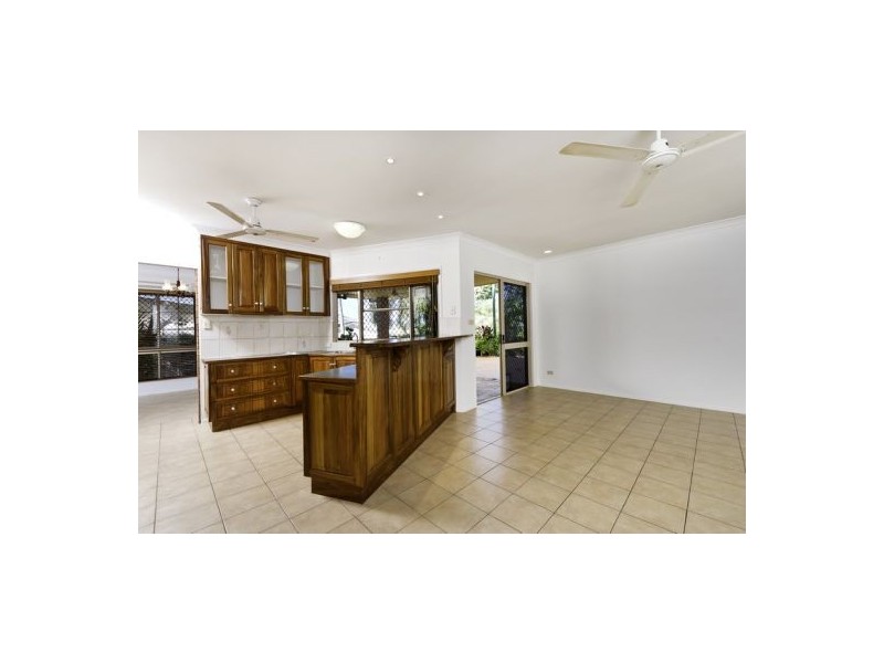 3 Caesar Street, Bentley Park QLD 4869