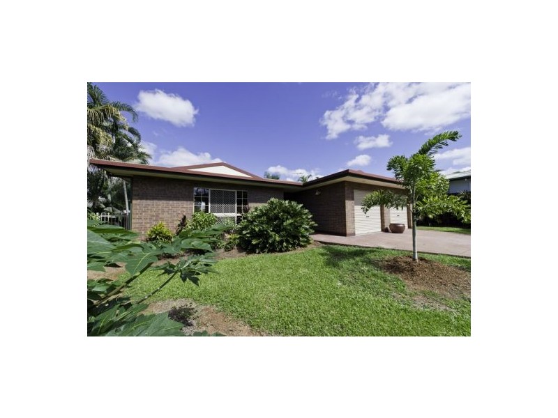 3 Caesar Street, Bentley Park QLD 4869