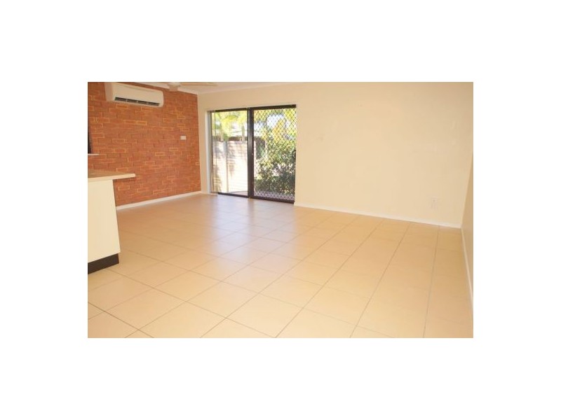 2/565 Mulgrave Road, Earlville QLD 4870